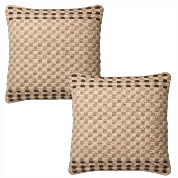 🆕Set of 15x15 Throw Pillows / Pillow Inserts - NWOT - Picture 1 of 9